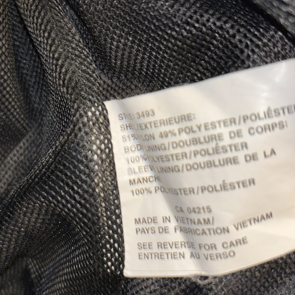 Lightweight Jacket - Picture 8 of 9